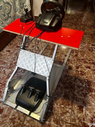 Volante Logitech G29 con Pedales y Palanca