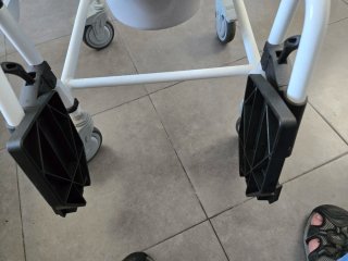 SILLA DE WATER RUEDAS ADAPTADA