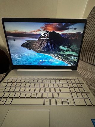 Portátil HP 15s i5 11ª Gen