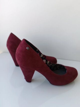 Zapatos Mustang Antelina Burdeos Talla 37