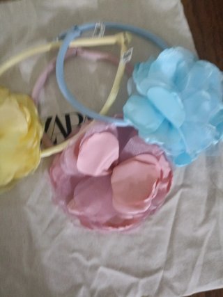 Collares Zara Flor