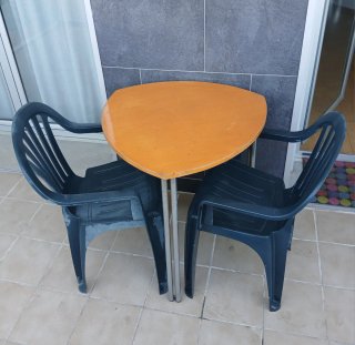 Tavolo e 2 Sedie per Terrazzo Arancione/Nero