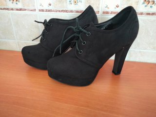 Zapatos tacón Tulipano negros