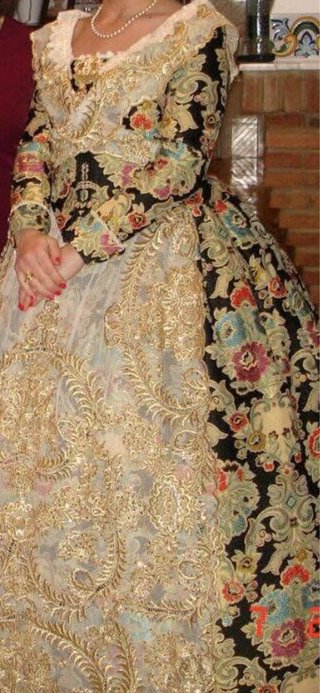 Traje de Fallera Oro y Multicolor