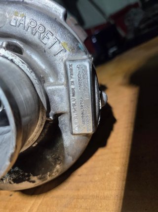 Turbo Nissan Qashqai M9R 2.0