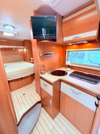 Autocaravana Pilote Cama Isla y Basculante