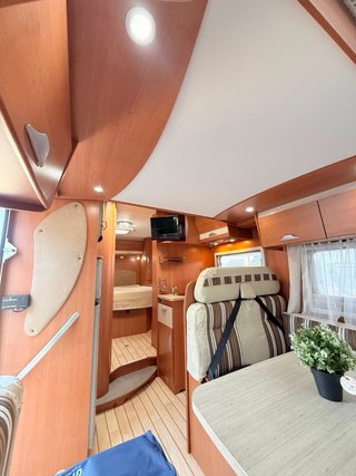 Autocaravana Pilote Cama Isla y Basculante