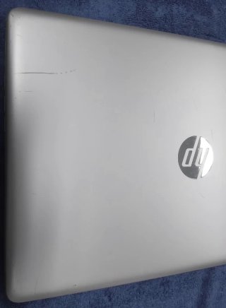 Portátil HP 15 i3 7th SSD 250GB + 1TB 8GB ddr4.
