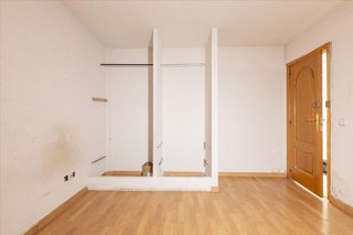Piso en venta en Numancia en Madrid
