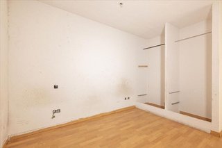 Piso en venta en Numancia en Madrid