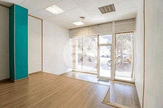 Local comercial en venta en Can Roca-Muntanyeta en Castelldefels