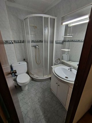 Piso en venta en Fondo en Santa Coloma de Gramanet