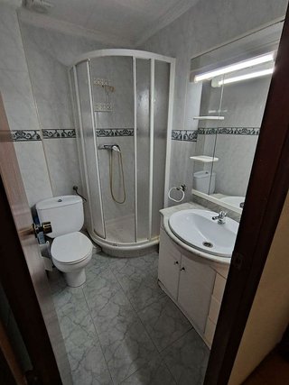 Piso en venta en Fondo en Santa Coloma de Gramanet