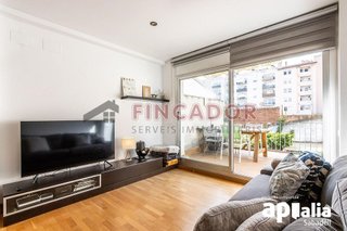 Casa pareada en venta en Gràcia en Sabadell