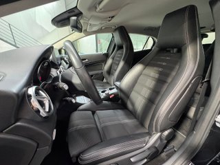 MERCEDES - BENZ GLA 180 122CV