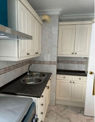 Piso en alquiler en Tres Huertas - El Torrejón - El Cerezo en Sevilla