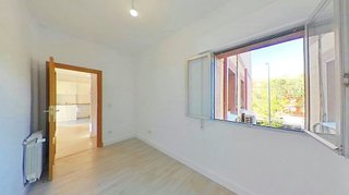 Piso en venta en Ambroz en Madrid