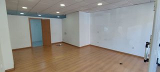 Local comercial en alquiler en Montequinto en Dos Hermanas