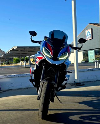 BMW M1000XR 201 CV