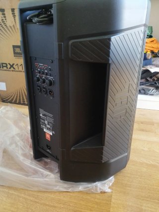 Altavoz JBL IRX112 BT