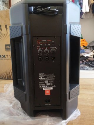Altavoz JBL IRX112 BT