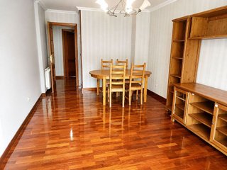 Piso en alquiler en Valdenoja - La Pereda en Santander