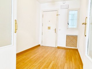 Piso en alquiler en Nueva España en Madrid