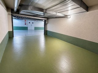 Garaje en venta en El Antiguo en San Sebastián-Donostia