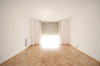 Piso en alquiler en Las Tablas en Madrid
