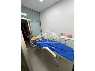 Oficina en venta en Colores - Entreparques en Sevilla
