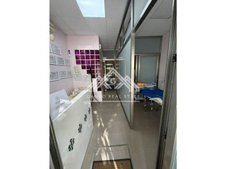 Oficina en venta en Colores - Entreparques en Sevilla