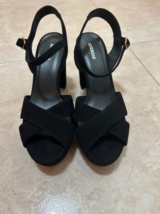 Sandalias ANDREAS tacón alto negras