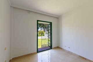 Casa adosada en alquiler en Los Naranjos - Las Brisas en Marbella
