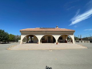 Chalet en venta en Crevillent
