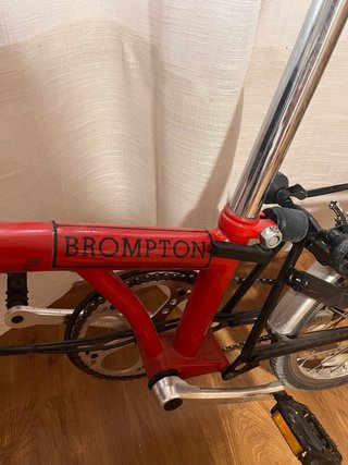 Brompton con portaequipaje
