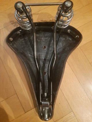 Sillín Brooks B67 negro
