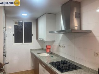 Piso en venta en Ensanche - Diputación en Alicante