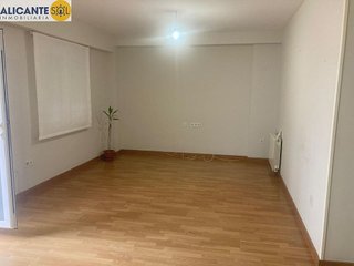 Piso en venta en Ensanche - Diputación en Alicante