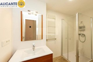 Piso en venta en Ensanche - Diputación en Alicante