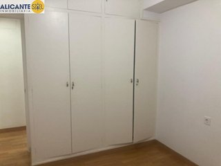 Piso en venta en Ensanche - Diputación en Alicante