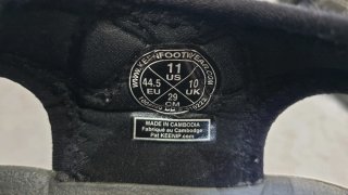 Sandalias Keen CNX WP Talla 44.5 Negras