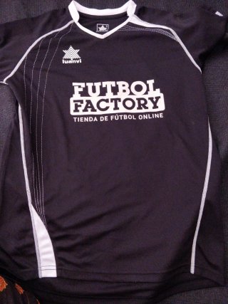 Camiseta Luanvi Negra y Blanca