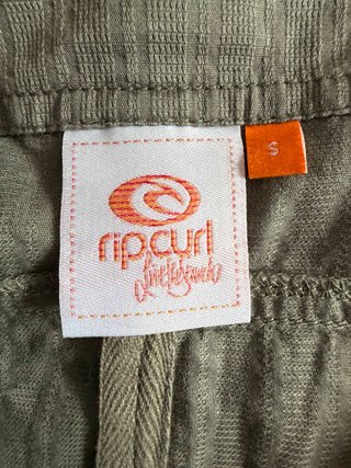 Falda Rip Curl verde militar mujer