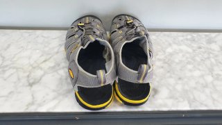 Sandalias Keen CNX WP Talla 44.5