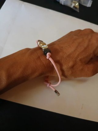 Bellissimo bracciale cordino oro e rosa