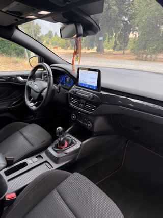 Ford Focus ST Line