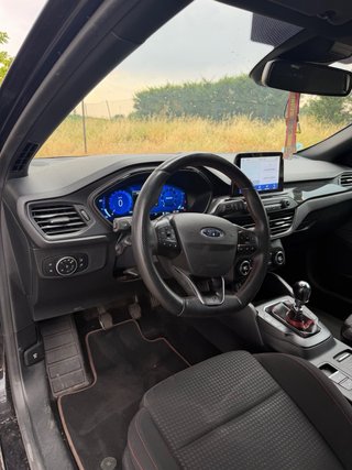 Ford Focus ST Line