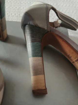 Scarpe donna tacco alto beige/grigio