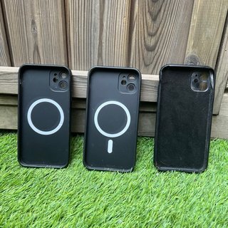 iPhone 11 64GB / 79% + REGALOS