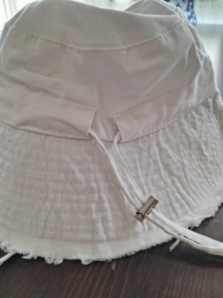 Sombrero de lona blanco